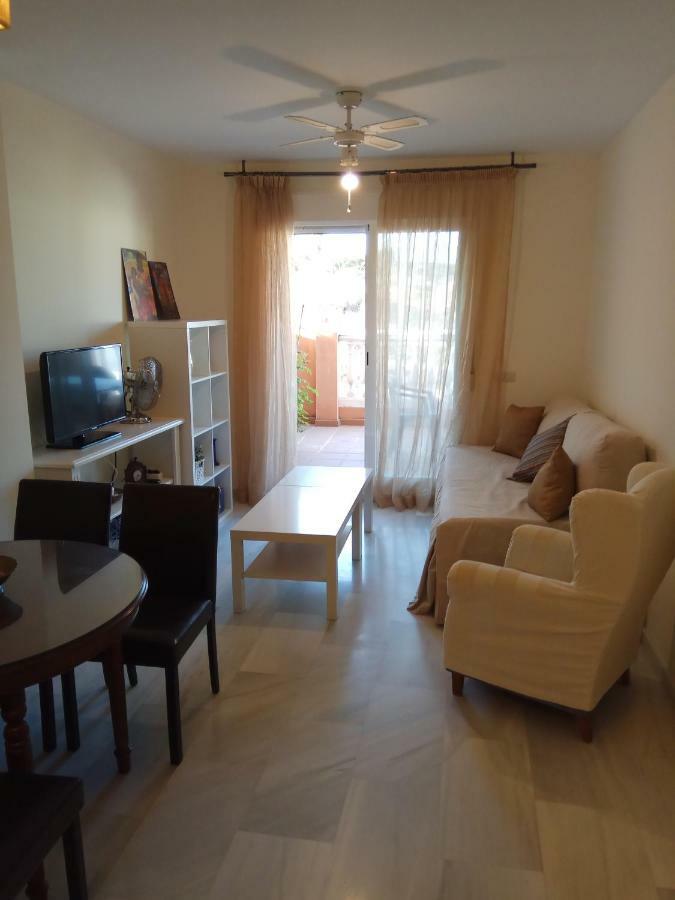 Precioso Atico En Torre De Benagalbon A 20 Metros Del Mar. Apartment Екстериор снимка